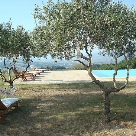 Agriturismo La Paladina Фермерский дом Сполето