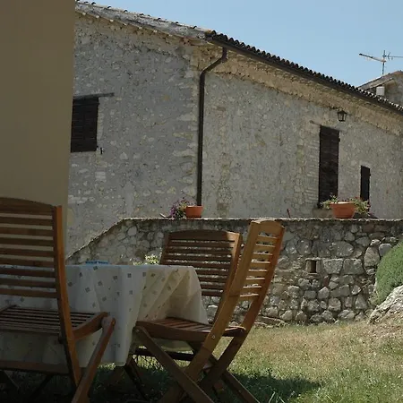 Agriturismo La Paladina Фермерский дом